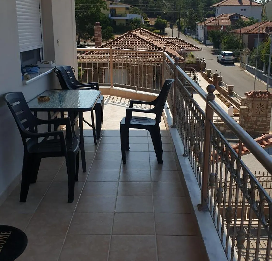 Pavlos House Apartamento Nea Kallikrateia 0*,